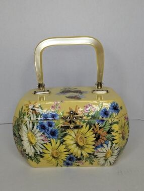 Beautiful Vintage 60's Wooden Box Purse With Decoupage Flowers & Butterflies